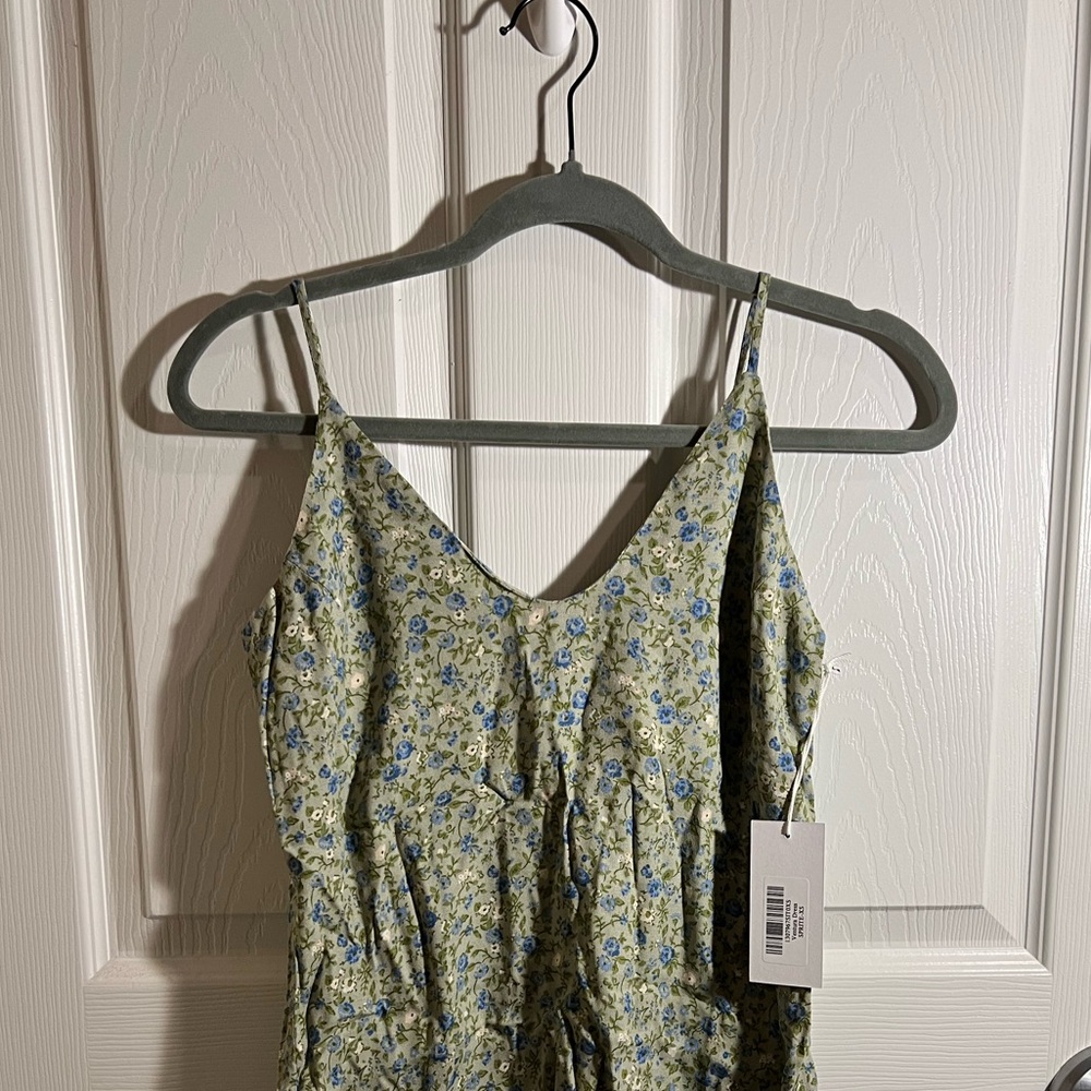 green and blue floral reformation ventura dress. very short size xs.
